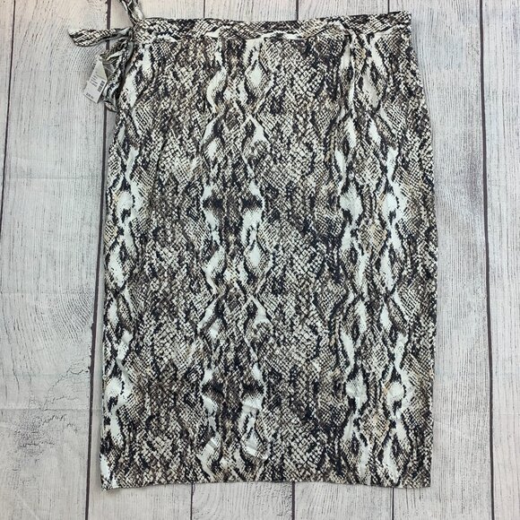 Maurices Skirt sz XL Snakeskinl Print Wrap Style Midi Length 29" New NWT - Picture 4 of 9